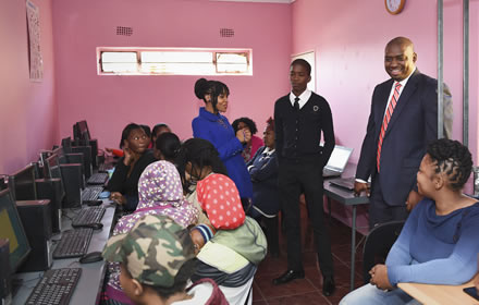 - Founder Ayanda Allie Paine takes the Deputy Minister in the Presidency responsible for Planning, Monitoring and Evaluation, Youth Development and Administration, Buti Manamela through the programmes the youth development offers, e.g computer labs