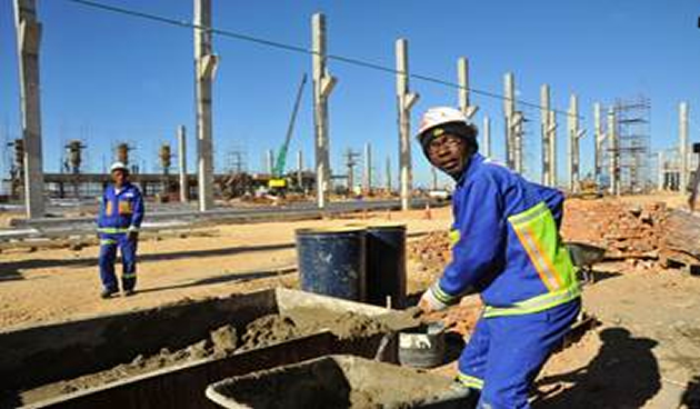 A worker on site at a Chinese car and truck manufacturer First Automobile Works’ (FAW) new plant in Zone 2 of the Coega Industrial Development Zone (IDZ). Source: Coega Development Corporation