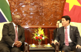 President Ramaphosa and Vietnamese President Lương Cường.