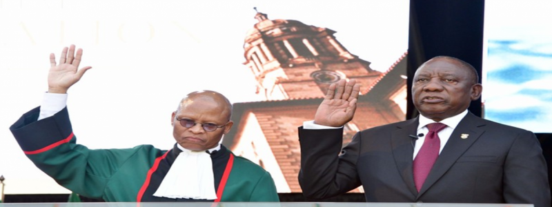 President Ramaphosa taking the oath at his inauguration in 2019.