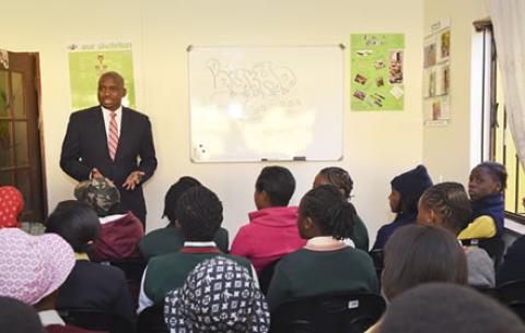 Deputy Minister in the Presidency responsible for Planning, Monitoring and Evaluation, Youth Development and Administration, Buti Manamela pays a visit to the Bhuko Bami Youth Centre in Soweto, 24 June 2015. 