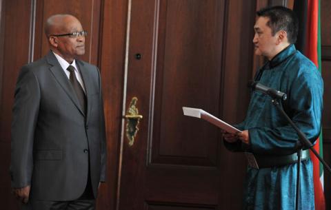 President Zuma receives letters of credence from Le huy Hoang from the Socialist Republic of Vietnam. Source: GCIS
