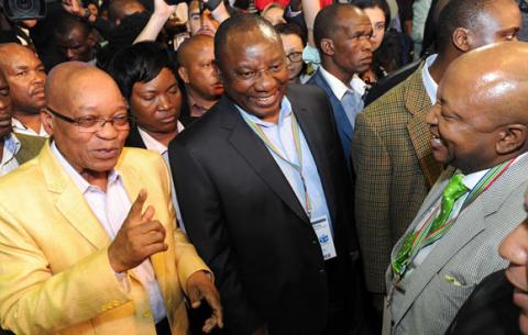 President Zuma with ANC Deputy President Cyril Ramaphosa chatting with Patriotic Alliance leader Kenny Kunene. Source: GCIS