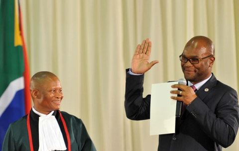 Minister of Arts and Culture Nathi Mthethwa being sworn in by Chief Justice Mogoeng Mogoeng. Source: GCIS
