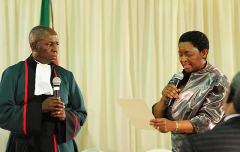Minister of Social Development Bathabile Dlamini being sworn in by Deputy Chief Justice Dikgang Moseneke. Source: GCIS