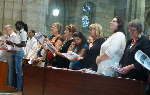 Congregants at Cape Town's St George's Cathedral on the National Day of Prayer and Reflection on the life of Mandela. 