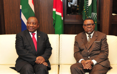 President Ramaphosa with Namibian President Hage Geingob.