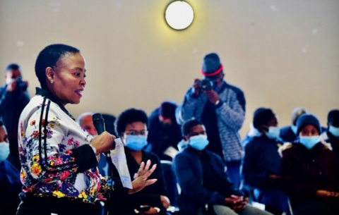 Deputy Minister in the Presidency, Pinky Kekana, faciliates a focus group discussion on vaccine hesitancy in the Free State.