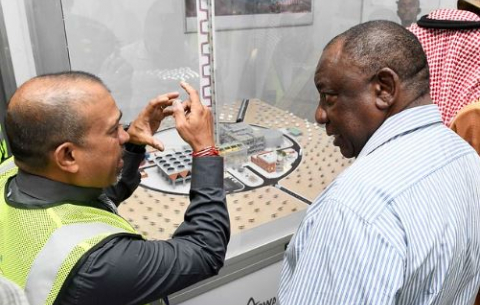 President Ramaphosa touring the Redstone ACWA Solar plant in Postmasburg, Northern Cape.
