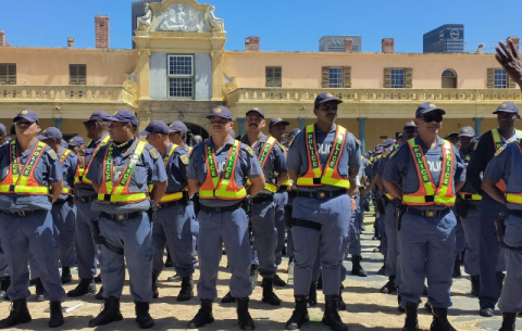 Members of the South African Police Service (SAPS) get briefed by Minister Cele ahead of SONA 2023.