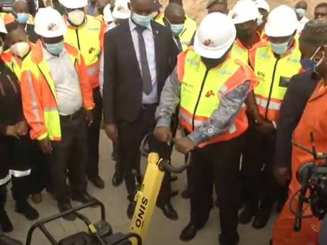 President inspects road construction site in Limpopo