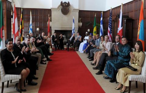 President Zuma receives letters of credence/commission and letters of recall of predecessors from Heads of Mission at the Sefako Makgatho Presidential Guest House. Source: GCIS
