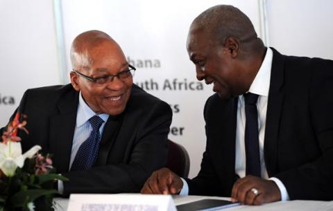 President Zuma and Ghanaian President John Mahama at the Business Forum. Source: GCIS