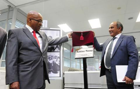 President Jacob Zuma and Fahdiel Moosa representing family of Rahima Moosa. Source: GCIS