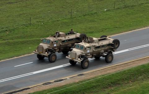 South African National Defence Force doing their drills in preparation to accompany former President Nelson Mandela on his last journey to his resting place in Qunu. Source: GCIS