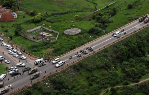 South African National Defence Force doing their drills in preparation to accompany former President Nelson Mandela on his last journey to his resting place in Qunu. Source: GCIS