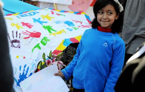 Messages of support for Former President Nelson Mandela at Medi-Clinic in Pretoria. Source: GCIS