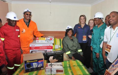 Deputy President Motlanthe was accompanied by Minister in the Presidency Collins Chabane, Human Settlements Deputy Minister Zou Kota-Fredericks, Nelson Mandela Bay Mayor Benson Fihla and Local Government MEC Mlibo Qoboshiyane joined by Joshua Door furnishers, who donated furniture to 95-year-old December Jafta in Zwide. Source: GCIS