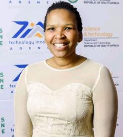 Nomahlubi Nazo 