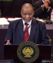 Minister Mantashe.