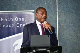Deputy Minister Paul Mashatile.