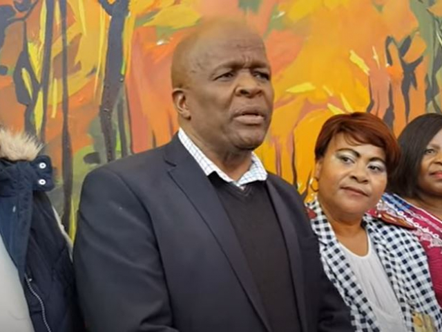 Minister Mondli Gungubele's Media Door Stop