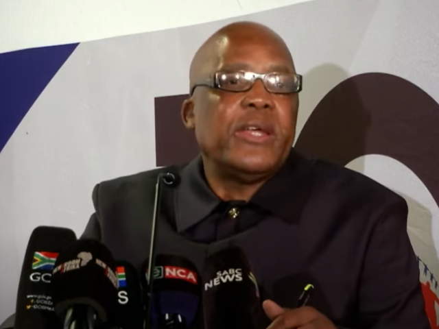 Minister Motsoaledi.